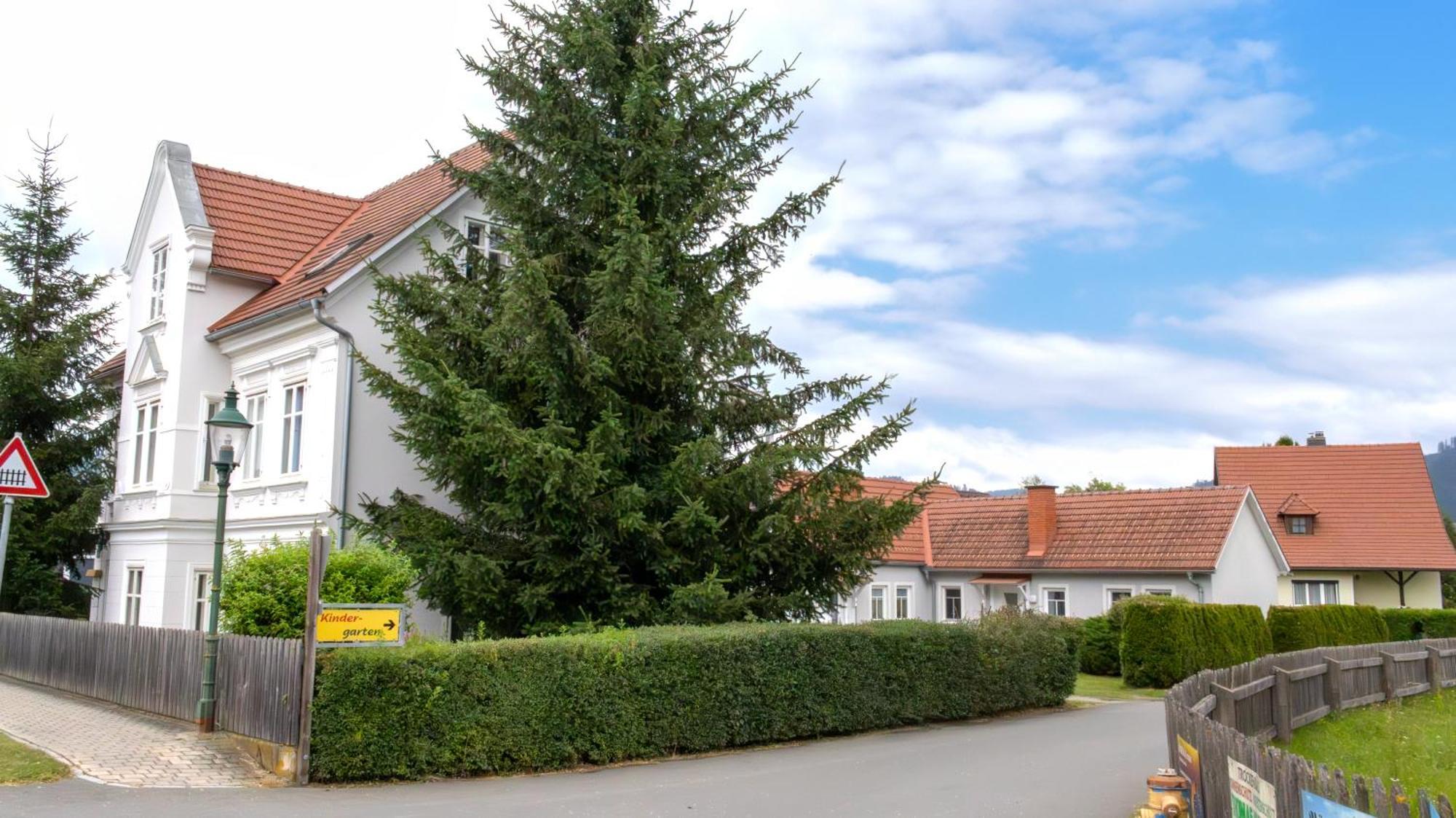 Flat Bull Mit Garten Appartement *